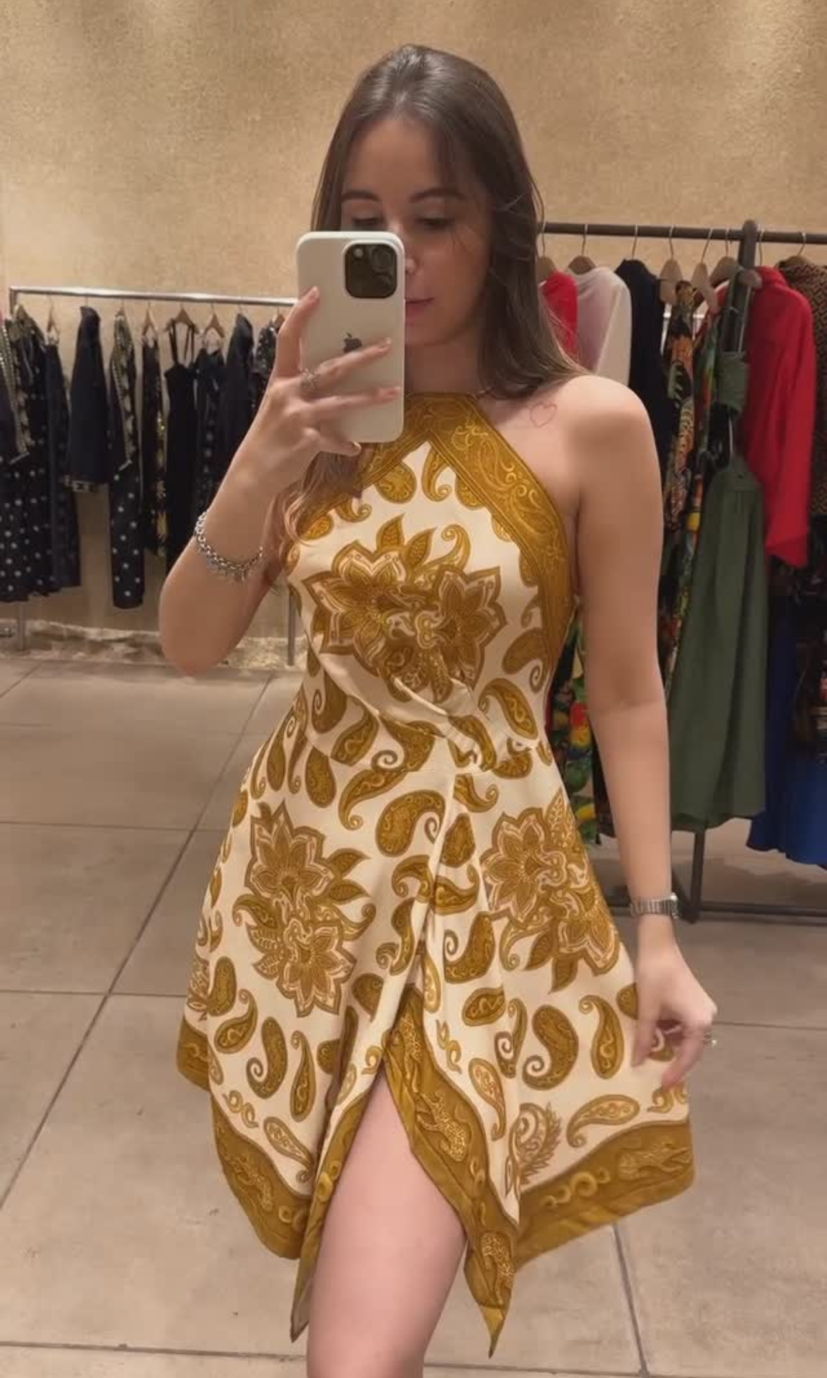 Vestido Curto Tayssa